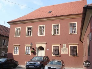 Palača Zrinski, Zagreb