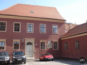 Palača Zrinski, Zagreb